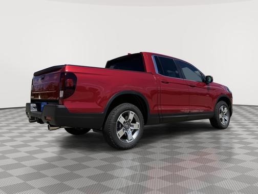 Radiant Red Metallic II 2026 Honda Ridgeline RTL