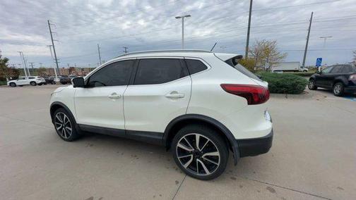 2017 Nissan Rogue Sport SL