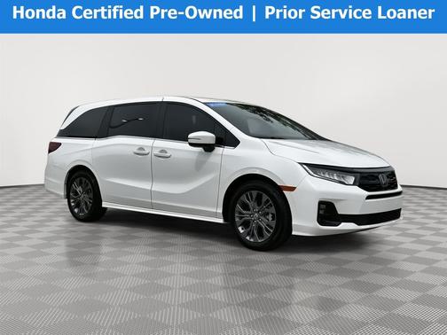 Platinum White Pearl 2026 Honda Odyssey Touring