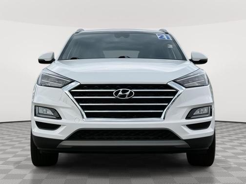 Winter White 2021 Hyundai TUCSON Limited