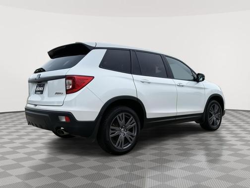 Platinum White Pearl 2020 Honda Passport AWD EX-L