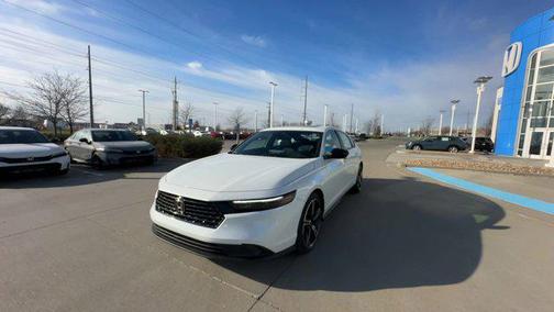 2025 Honda Accord Hybrid Base