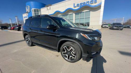 2023 Honda Passport AWD Elite