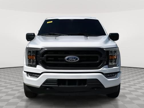 OXFORD WHITE 2021 Ford F-150 XLT