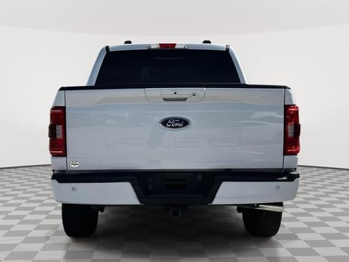 OXFORD WHITE 2021 Ford F-150 XLT