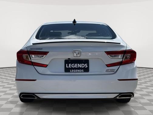 Platinum White Pearl 2022 Honda Accord Sport SE 1.5T