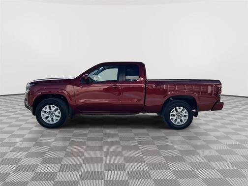 Cardinal Red Tricoat 2022 Nissan Frontier SV