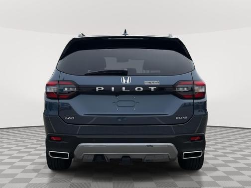 Smoke Blue Pearl 2026 Honda Pilot Elite