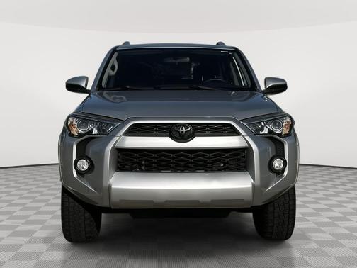 Classic Silver Metallic 2014 Toyota 4Runner SR5