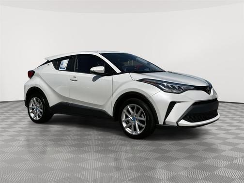Blizzard Pearl 2020 Toyota C-HR LE