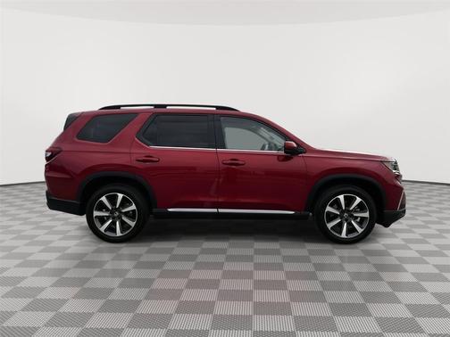 Radiant Red Metallic II 2024 Honda Pilot Elite