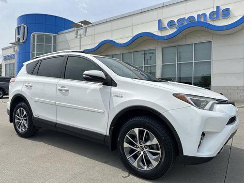 2017 Toyota RAV4 Hybrid XLE