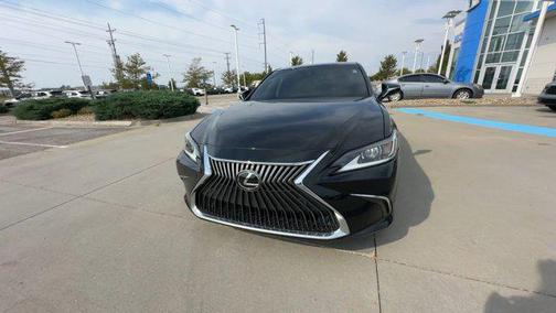 2019 Lexus ES 350 Base