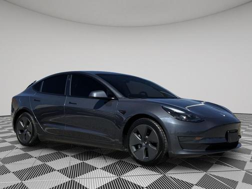 2023 Tesla Model 3 Standard Range