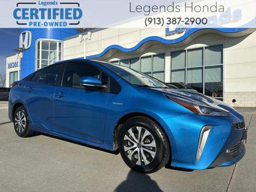 2022 Toyota Prius LE