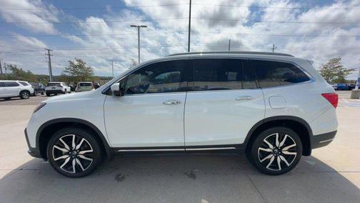 2021 Honda Pilot Touring 8-Passenger