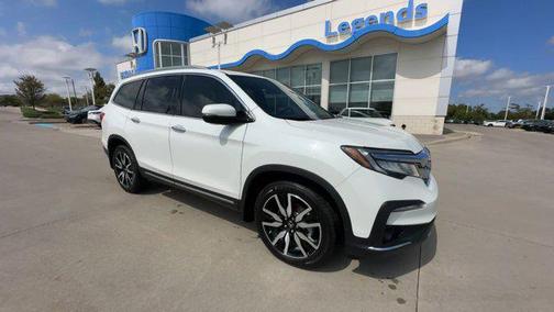 2021 Honda Pilot Touring 8-Passenger