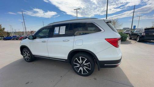 2021 Honda Pilot Touring 8-Passenger
