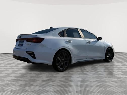 Snow White Pearl 2021 Kia Forte GT-Line
