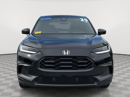 Crystal Black Pearl 2025 Honda HR-V 2WD Sport