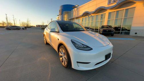 2023 Tesla Model Y Long Range Dual Motor All-Wheel Drive
