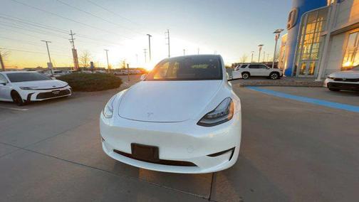 2023 Tesla Model Y Long Range Dual Motor All-Wheel Drive