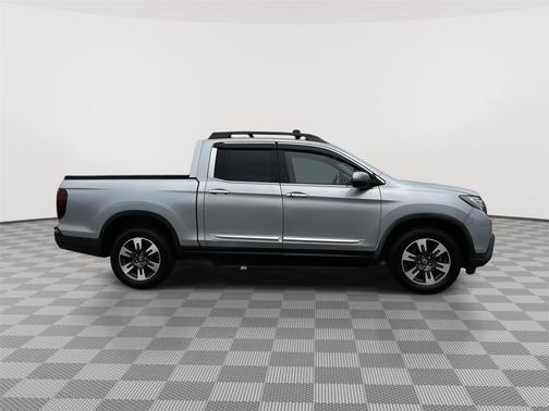 Lunar Silver Metallic 2019 Honda Ridgeline RTL-E