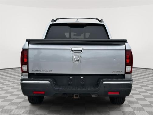 Lunar Silver Metallic 2019 Honda Ridgeline RTL-E