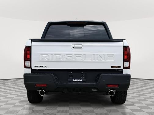 Platinum White Pearl 2026 Honda Ridgeline TrailSport