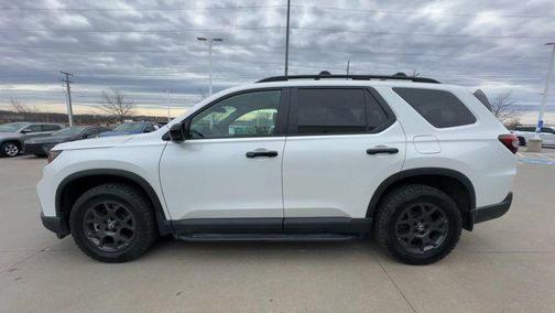 2024 Honda Pilot TrailSport