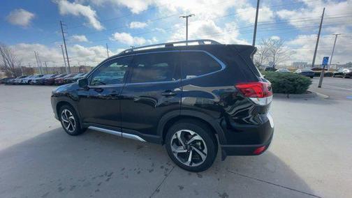 2023 Subaru Forester Touring