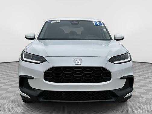 Platinum White Pearl 2026 Honda HR-V LX
