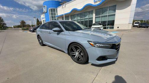 2022 Honda Accord Hybrid Touring