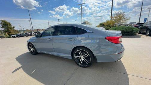 2022 Honda Accord Hybrid Touring