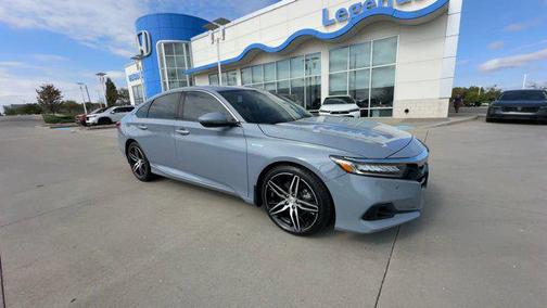 2022 Honda Accord Hybrid Touring