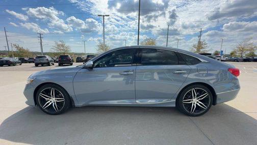 2022 Honda Accord Hybrid Touring