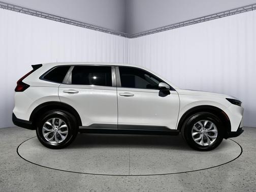 2026 Honda CR-V LX AWD