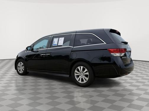 Crystal Black Pearl 2017 Honda Odyssey EX-L