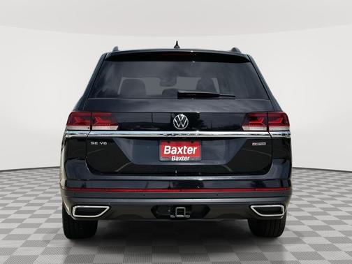 Deep Black Pearl 2021 Volkswagen Atlas 3.6L SE w/Technology