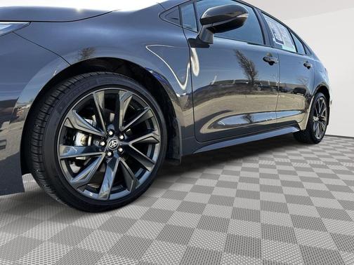 Underground 2025 Toyota Corolla SE