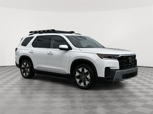 Platinum White Pearl 2026 Honda Pilot Elite