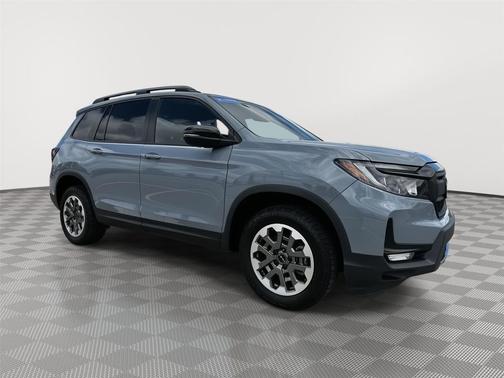 Sonic Gray Pearl 2024 Honda Passport AWD TrailSport