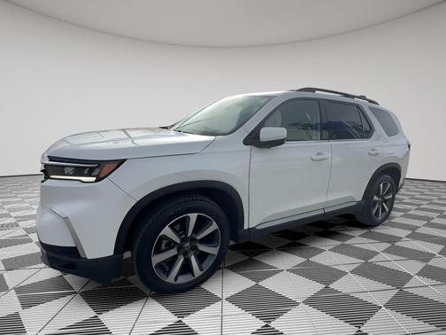 2023 Honda Pilot AWD Elite