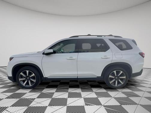 2023 Honda Pilot AWD Elite