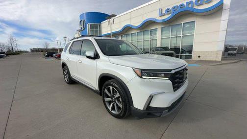 2023 Honda Pilot AWD Elite