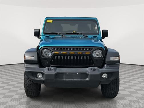 Bikini Pearlcoat 2019 Jeep Wrangler Unlimited Sport