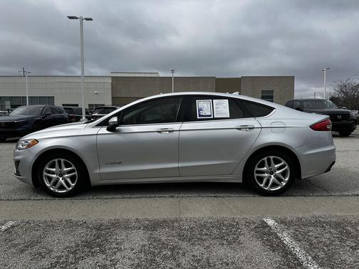 2019 Ford Fusion Hybrid SE