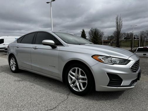 2019 Ford Fusion Hybrid SE