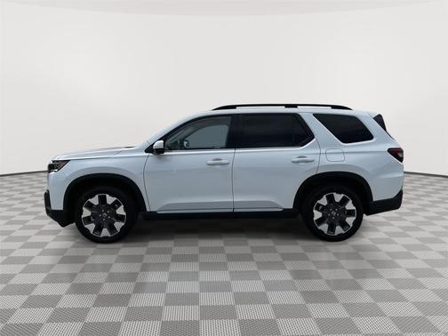 Platinum White Pearl 2026 Honda Pilot Elite
