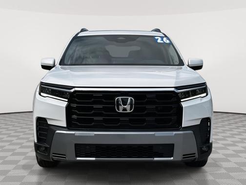 Platinum White Pearl 2026 Honda Pilot Elite
